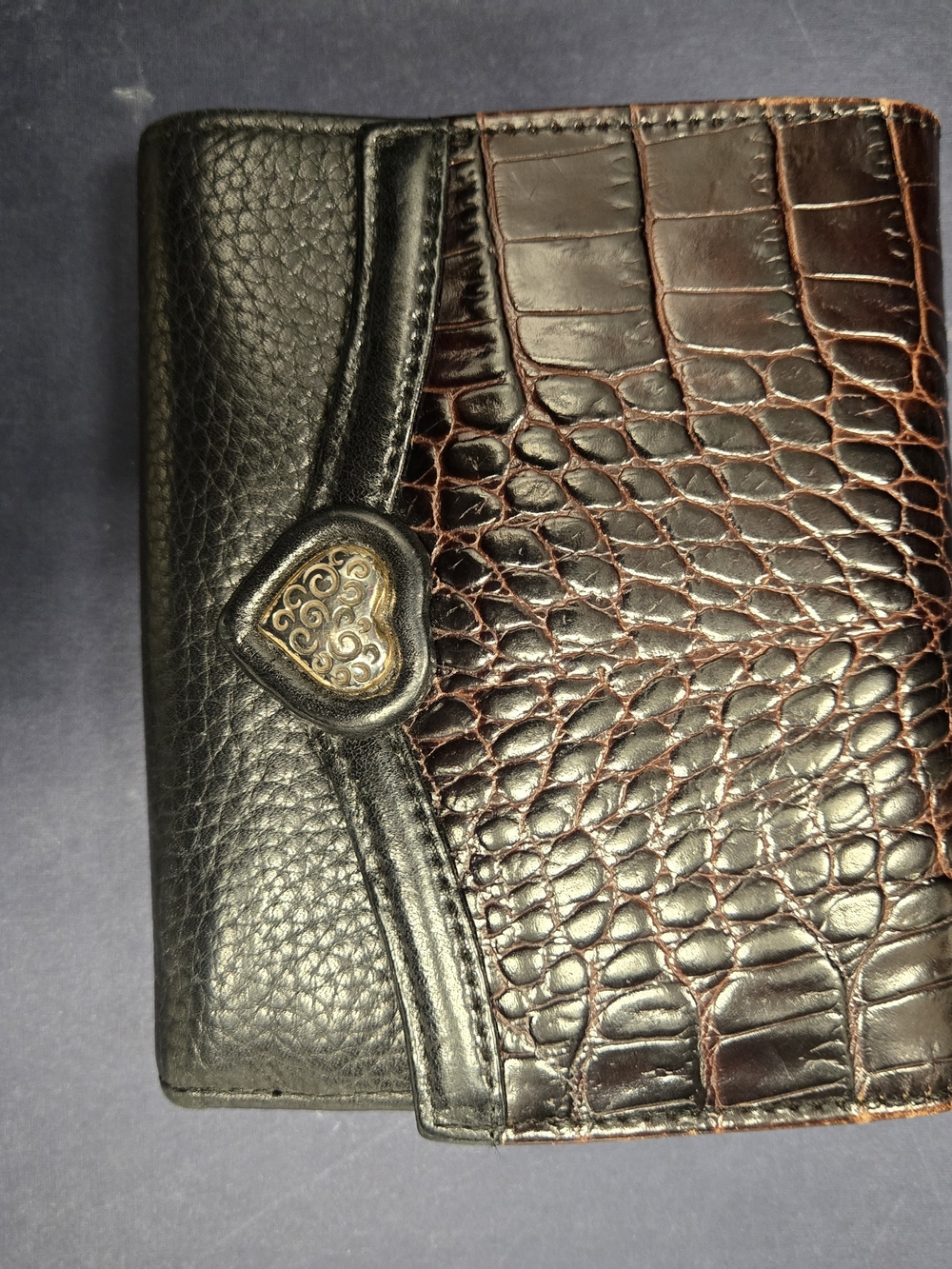BRIGHTON wallet